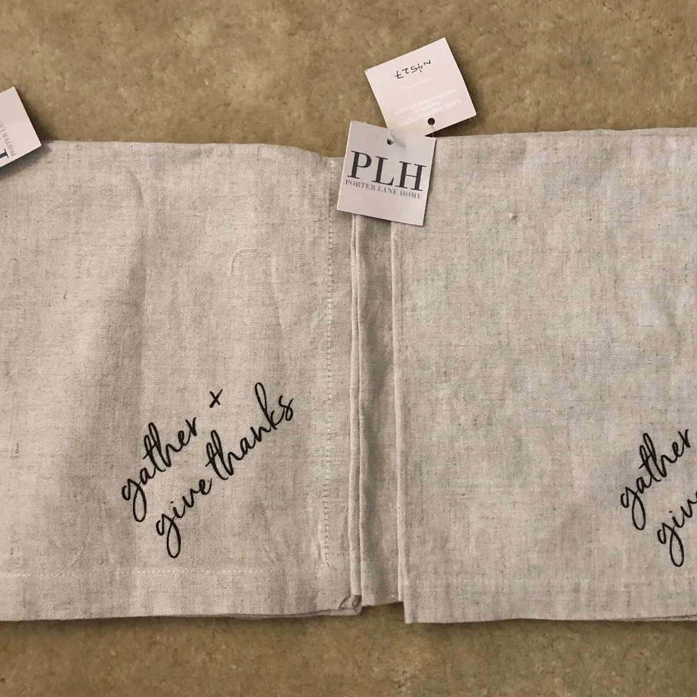 New Gather & Give Thanks Linen Napkins Set of 4‎